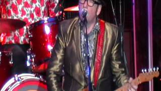 Elvis Costello medley: &quot;Peace, Love &amp; Understanding.&quot; + &quot;Substitute&quot; Asheville 7/19/11