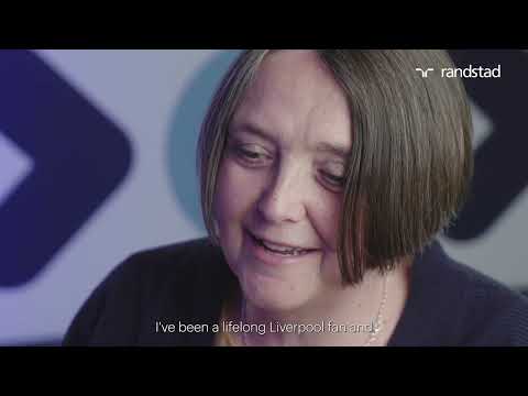 Julia | supply teacher with Randstad