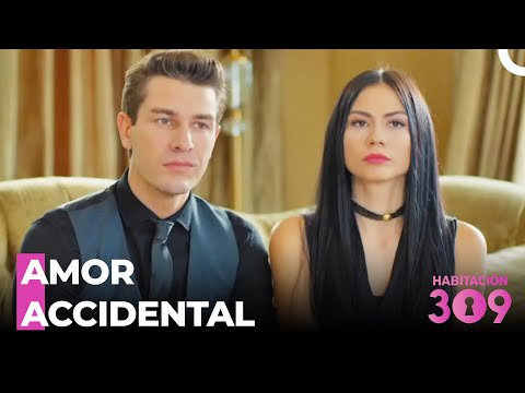 Songul Y Haluk Avanzan En La Conversación - Habitación 309