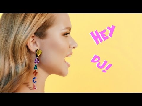 Стефания Маликова - Hey, DJ!