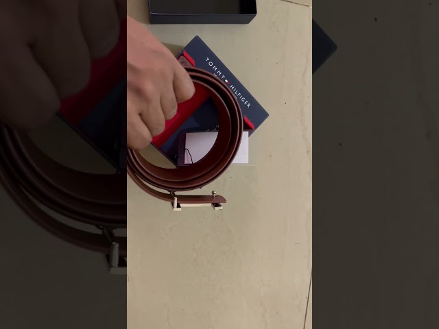 Vídeo relacionado con Tommy Hilfiger cinturón Casual Essential Elastic 3.5 W110 Army Green verde oliva