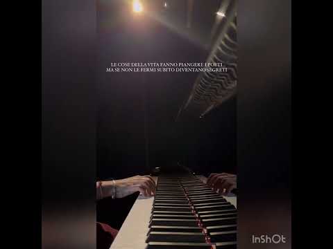 Ultimo canta Venditti. Le cose della vita piano e voce.