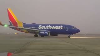 Southwest Airlines N460WN Boeing 737 – Foggy Morning at Houston Hobby (HOU) 2024