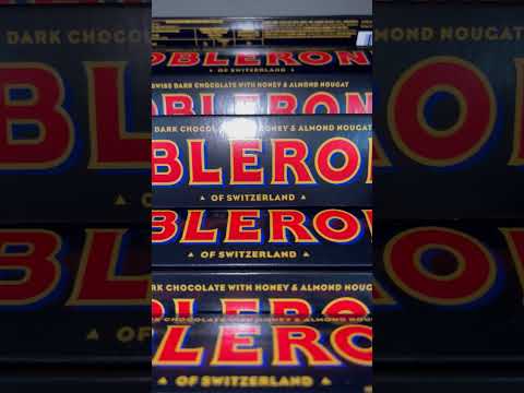 DARK CHOCOLATE TOBLERONE SHORT #asmr#viral#trend #shorts#chocolateasmr #toblerone #hazelschannel3293