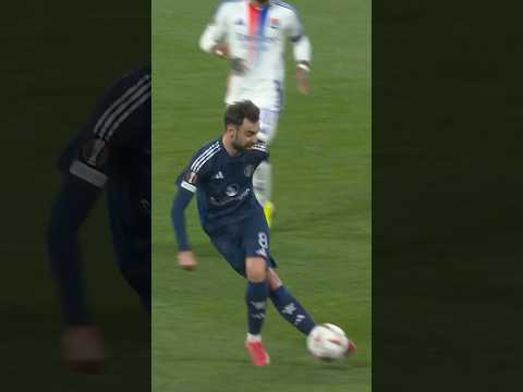 Bruno Fernandes rabona 😍