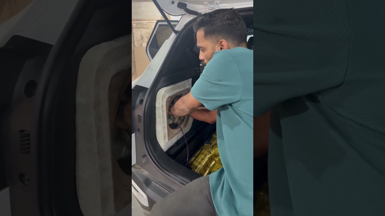 Kia Audio Upgrade: Custom Fibreglass Subwoofer box | Top gear custom fit etc….