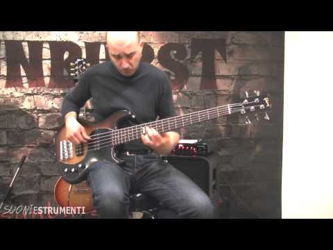 Gibson Guitars 2014 - Demo EB Bass 5 String by Gigi Andreone