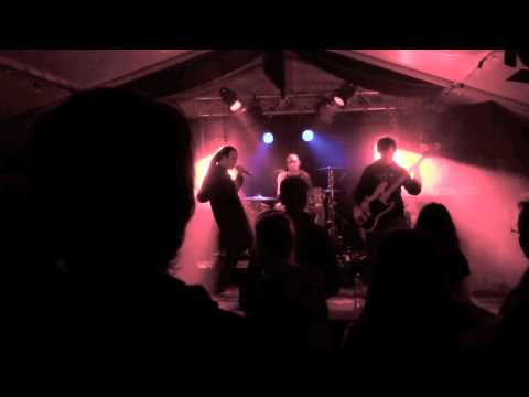 Collie Herb & TVC - Uf Mim Wäg live @ Chluusfest Oensingen (Aug. 2012)