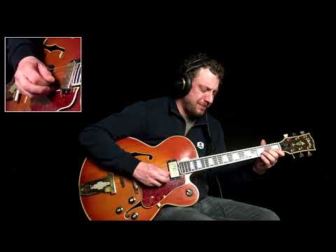 Adrien Moignard - Blues F 210 (Jazz Guitar Solo)
