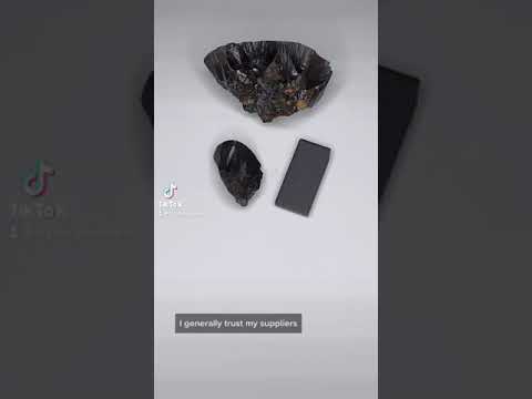 Is my crystal Goethite or Hematite? Let’s do a streak test!