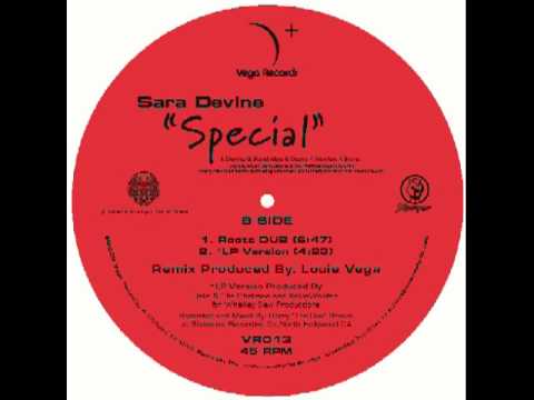 VR013 - Sara Devine - Special