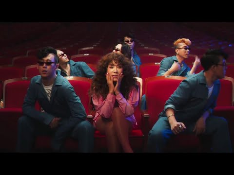 UHM JUNG HWA  - ENDING CREDIT (Official Video)