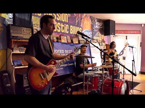 Albert Castiglia - Bring On The Rain - 7/13/19 St Georges Country Store - St Georges, DE