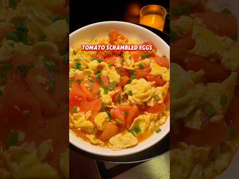 Tomato Scrambled Eggs #easyrecipe #simplerecipe #scrambledeggs #tomato #lunchideas #dinnerideas