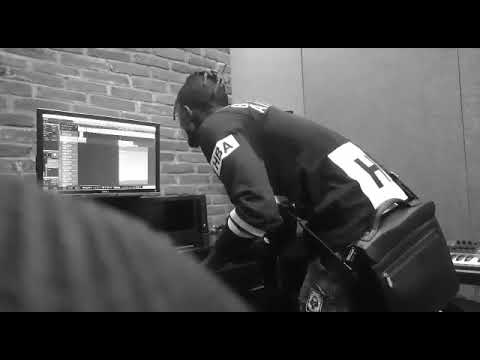 RICH MAVOKO  -RUDI ***Angalia producer s2kizzy akiwa anatengeneza mdundo wa richmavoko