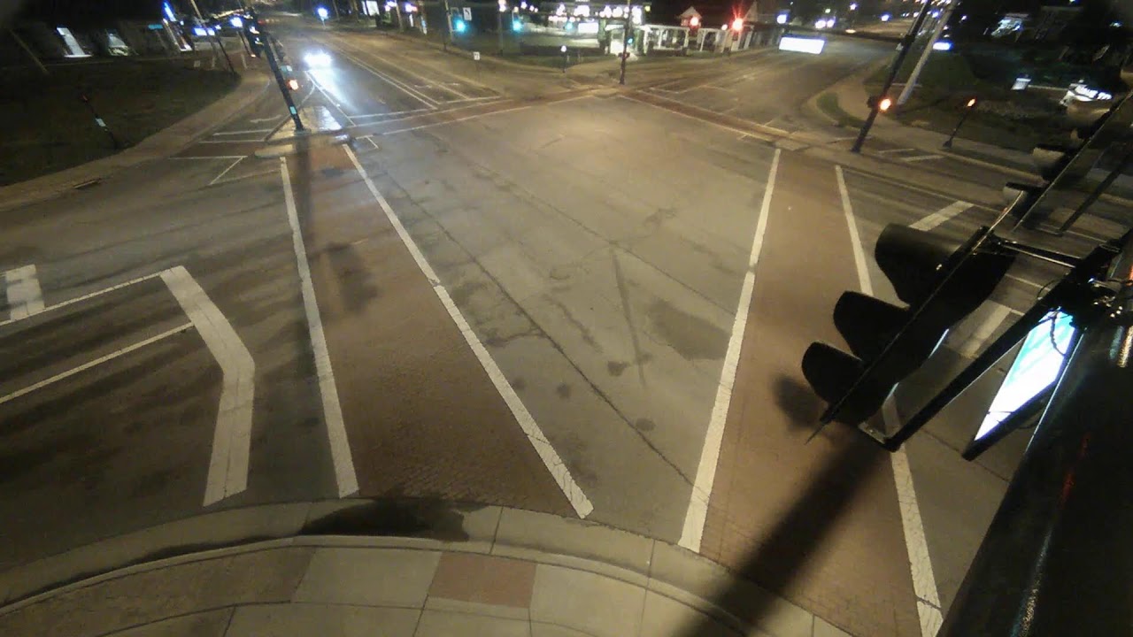 Live webcam view of Route 741 and 73 Traffic Crossing