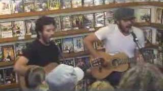 Flight of the Conchords perform &#39;Inner City Pressure&#39;