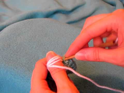 Round start (G), 2 colours, Finnish Stitch - Neulakinnas, Nalbinding