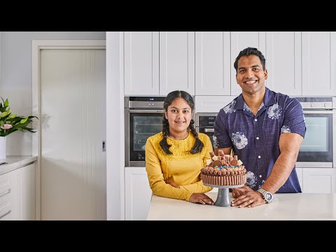 Raj & Reva's so yummy "mum loves chocolate" cake