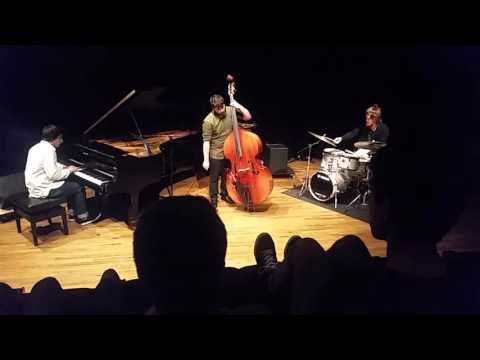 Christoper Beernink Trio - Gal (Shai Maestro)