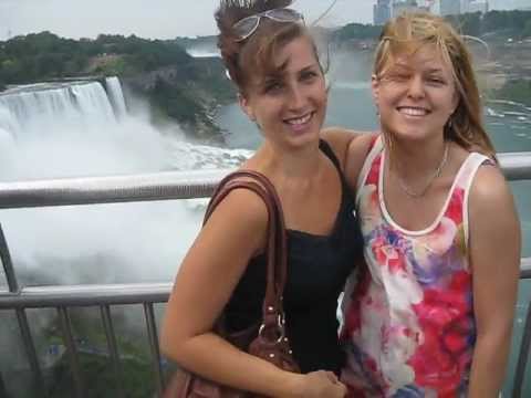 Teskně hučí Niagara