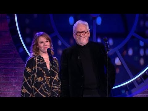 Ernst Daniël en Coosje Smid - Liefde van Later & Op een mooie Pinkste - RTL LATE NIGHT MET TWAN HUYS