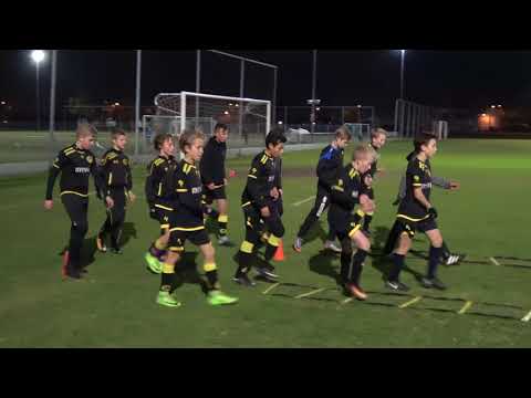 20171110 SV Nootdorp JO13-1 en JO13-2 Looptechniek Training van Ramon Visser