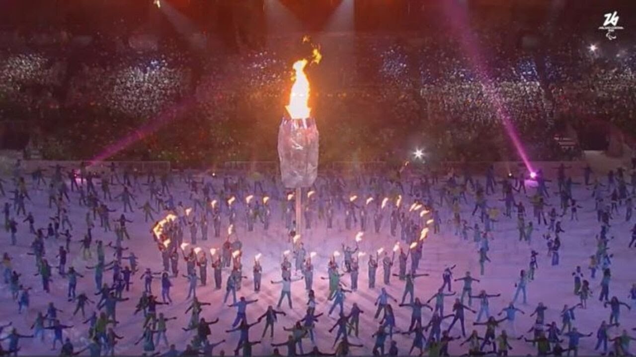 Milano Cortina, la cerimonia delle Paralimpiadi un inno a movimento e bellezza