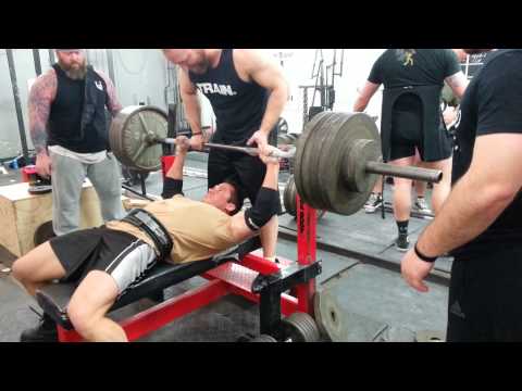 bench doubles up to 450x2 2/26/15 last heavy bench before XPC finals