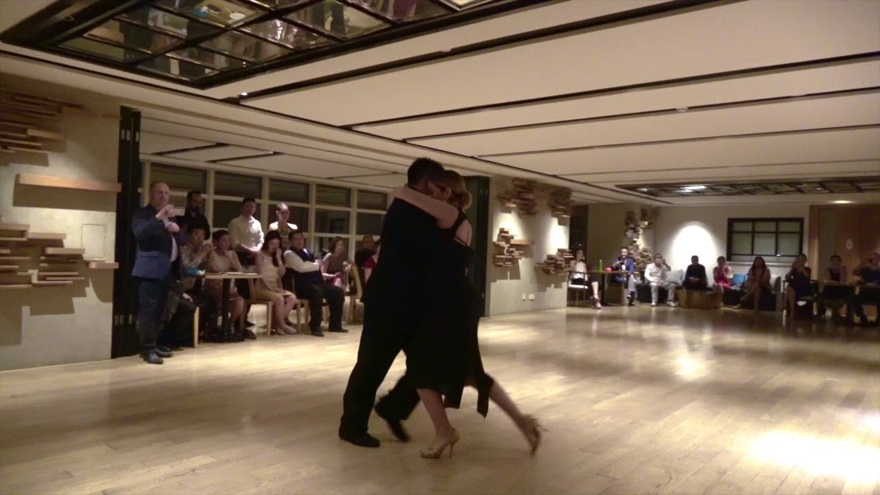 Carlitos Espinoza y Noelia Hurtado en Beijing,China,2018 4 28