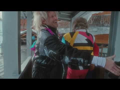 Querbeat - Ugly Sweater