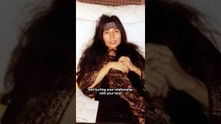 Download lagu John Lennon Placed A BED In The Beatles’ Recording Studio For Yoko Ono mp3