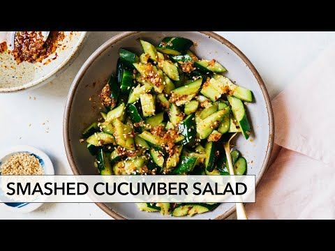 Chinese Smashed Cucumber Salad (拍黃瓜, Garlic Cucumber Salad )