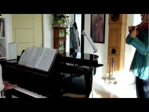 Le grand blond avec une chaussure noire - V.Cosma - Soen