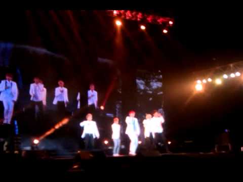 120811-Beauty & the B2ST Live in Macao-It's Not Me