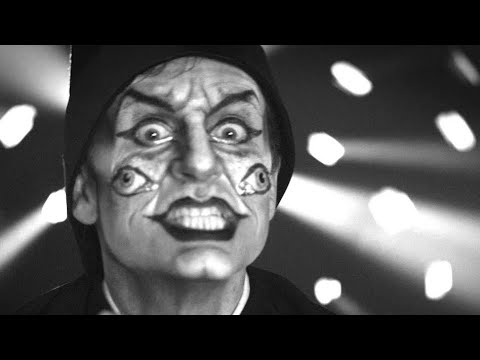 Marcel Dzama - "Une danse des bouffons (or A jester's dance)"