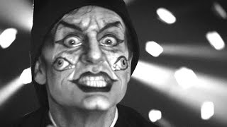 Marcel Dzama - "Une danse des bouffons (or A jester's dance)"