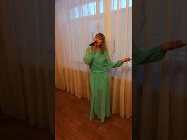 Специалисты Габишевского КСЦ поздравляют "Камскую новь" со столетием. Поет Елена Макарова