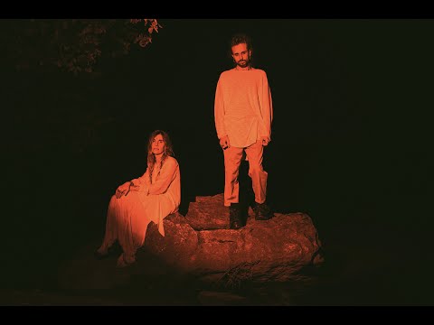 John Qualcosa - Il ladro e la strega (Official video)