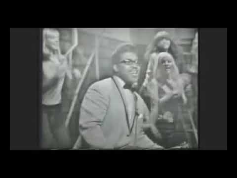 Bo Diddley - Let Me Pass (Hollywood A Go Go) Better quality sound