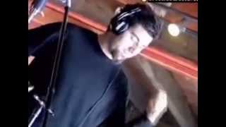 Sevendust feat Chino Moreno: "Bender"