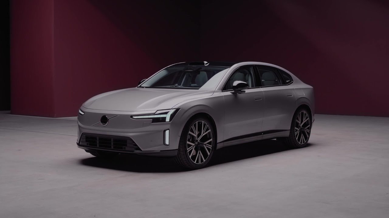The new Volvo ES90 Design Preview in Studio