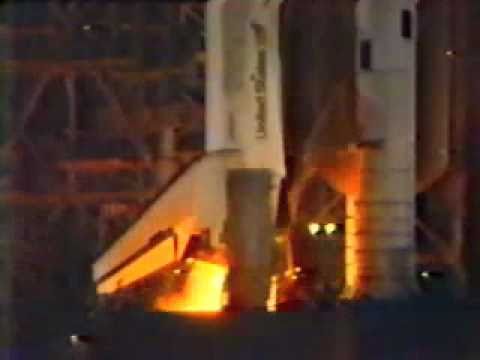 STS-8 Space Shutte Challenger Nightlaunch