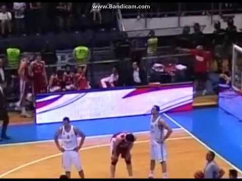 Stolica pogađa Stefana Jovića u glavu