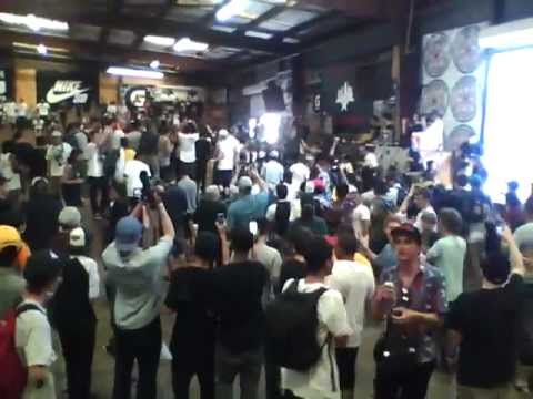 MIKE V TAMPA PRO 2012 BEST TRICK