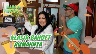 Download lagu Rumah Ermy Kullit Penyanyi Jazz Era 70-an, Desain Klasik Penuh Memori mp3