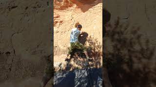 Video thumbnail de Treeking Topic, 6c (sit). Mont-roig del Camp