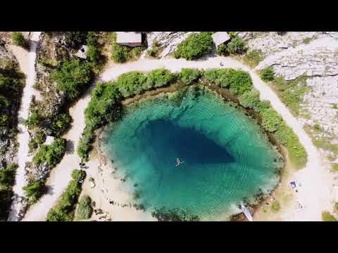 Cetina river spring (one eye look) Źródło rzeki Cetina