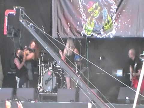 Inflagranti s kapelou - Nothing Else Matters