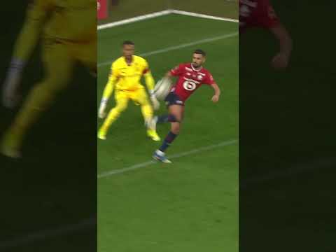 👌 A masterpiece for Cabella's last match with Lille ✨! #Ligue1McDonalds #LOSC #Lille #Goal
